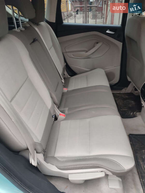 Позашляховик / Кросовер Ford Escape 2013 в Дубровиці