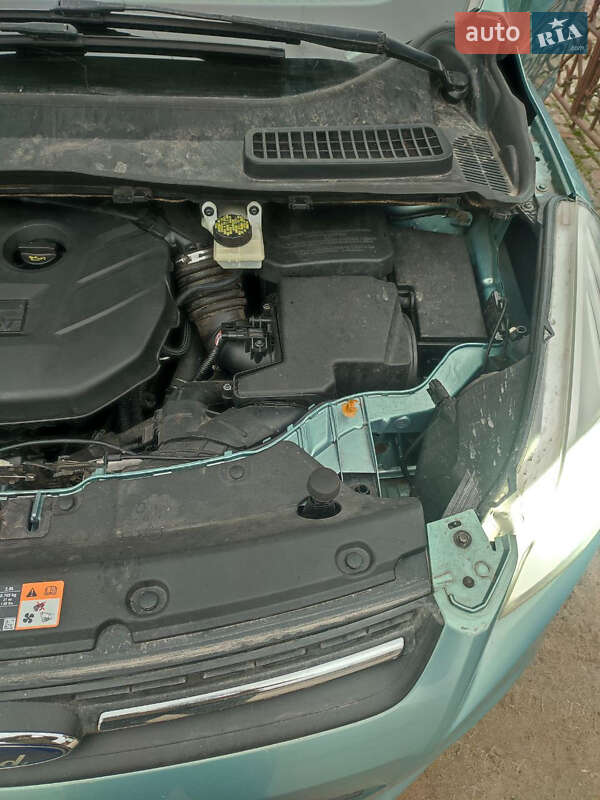 Позашляховик / Кросовер Ford Escape 2013 в Дубровиці