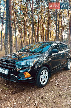 Внедорожник / Кроссовер Ford Escape 2019 в Сумах