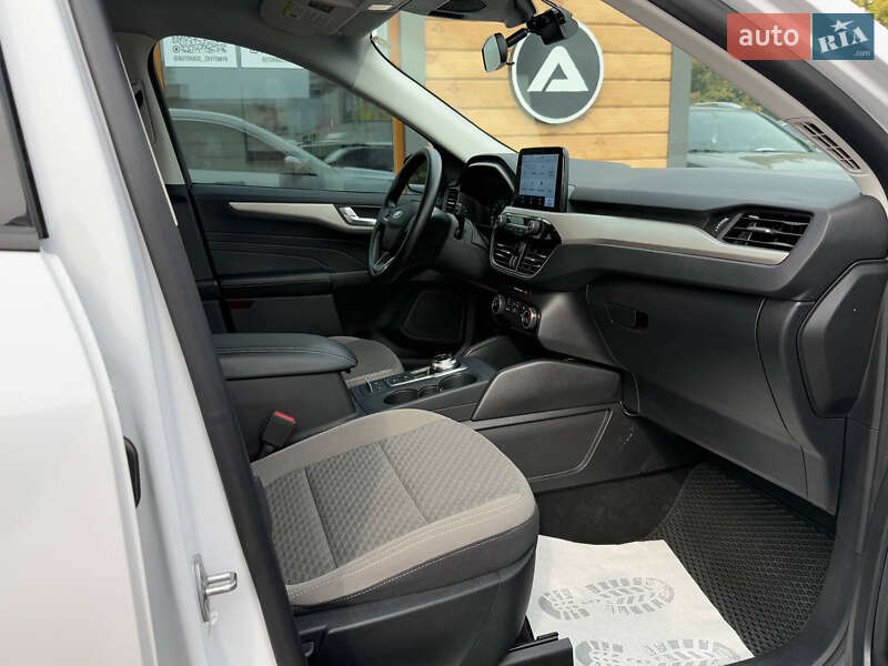 Внедорожник / Кроссовер Ford Escape 2021 в Житомире