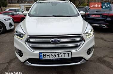 Позашляховик / Кросовер Ford Escape 2018 в Одесі