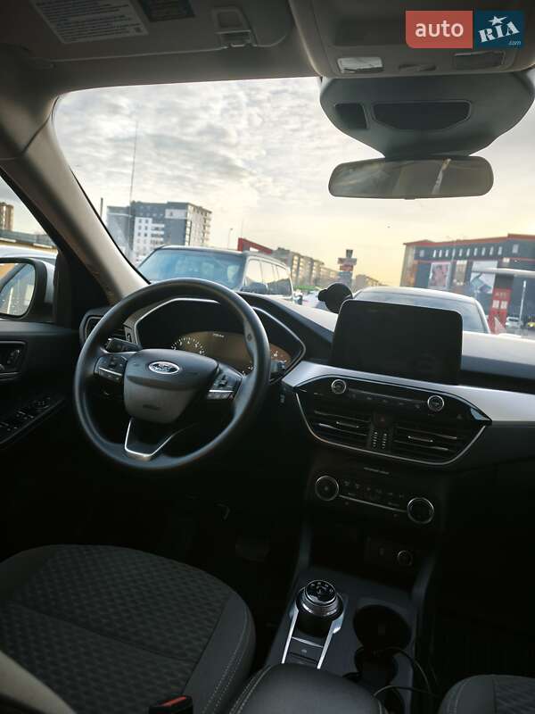 Внедорожник / Кроссовер Ford Escape 2019 в Ивано-Франковске фото 8 Внедорожник / Кроссовер Ford Escape 2019 в Ивано-Франковске