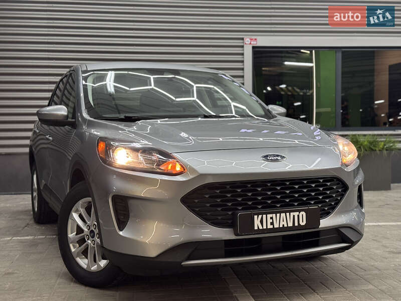 Позашляховик / Кросовер Ford Escape 2021 в Києві
