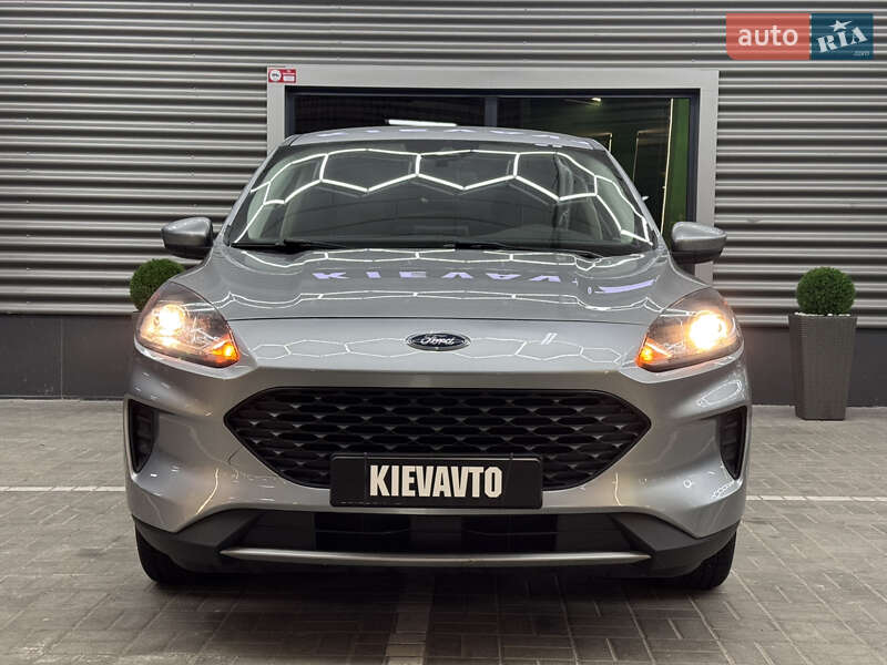 Позашляховик / Кросовер Ford Escape 2021 в Києві