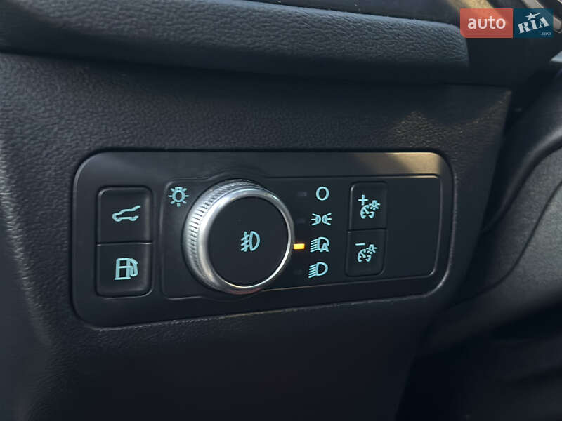 Позашляховик / Кросовер Ford Escape 2021 в Львові