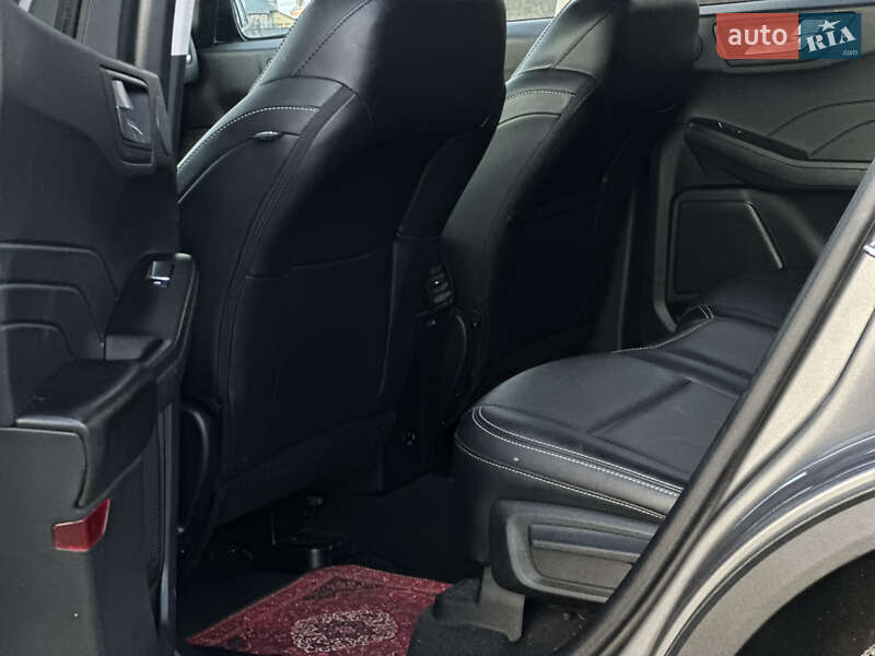 Позашляховик / Кросовер Ford Escape 2021 в Львові