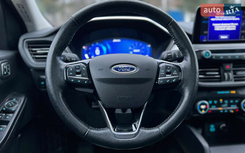 Внедорожник / Кроссовер Ford Escape 2021 в Львове