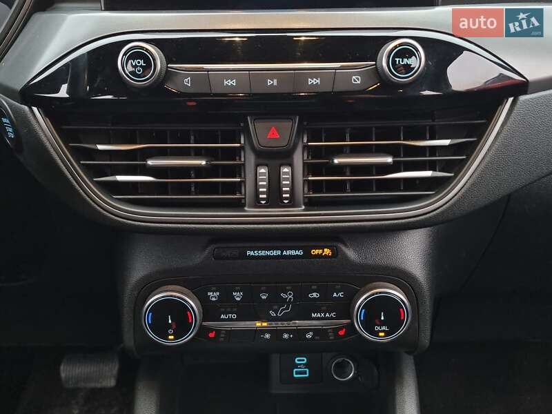 Внедорожник / Кроссовер Ford Escape 2023 в Виннице