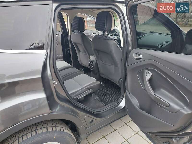 Внедорожник / Кроссовер Ford Escape 2017 в Карловке фото 11 Внедорожник / Кроссовер Ford Escape 2017 в Карловке
