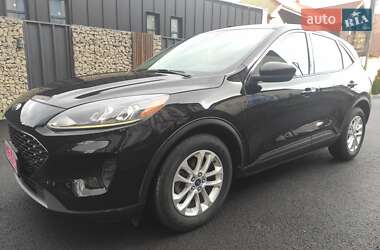 Внедорожник / Кроссовер Ford Escape 2020 в Ивано-Франковске