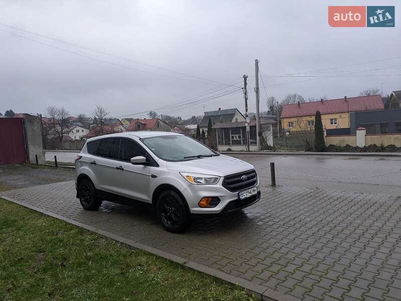Позашляховик / Кросовер Ford Escape 2017 в Львові