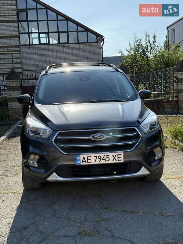 Позашляховик / Кросовер Ford Escape 2018 в Дніпрі