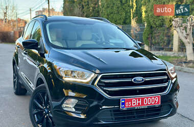Внедорожник / Кроссовер Ford Escape 2018 в Киеве