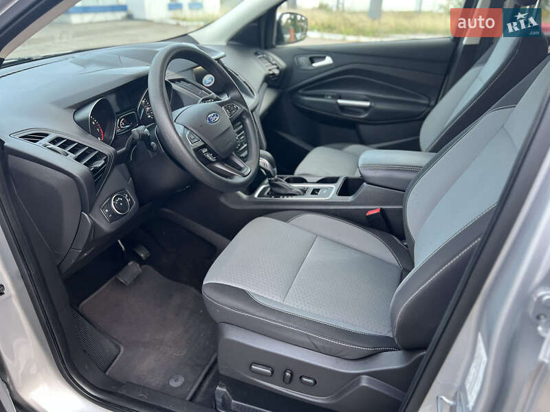 Внедорожник / Кроссовер Ford Escape 2018 в Днепре фото 11 Внедорожник / Кроссовер Ford Escape 2018 в Днепре