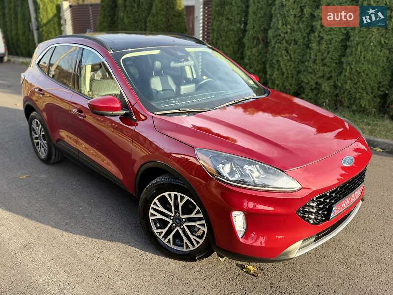 Внедорожник / Кроссовер Ford Escape 2020 в Киеве