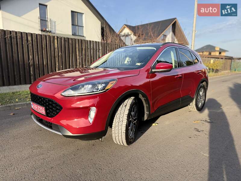 Внедорожник / Кроссовер Ford Escape 2020 в Киеве