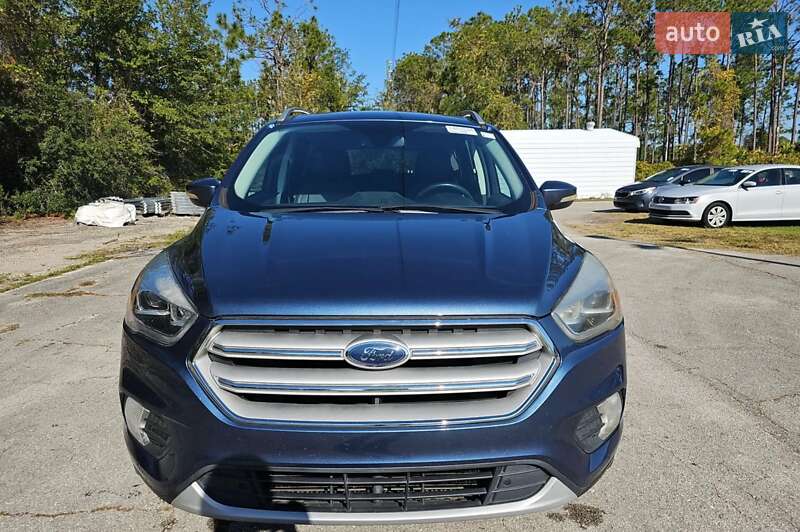 Внедорожник / Кроссовер Ford Escape 2018 в Ровно