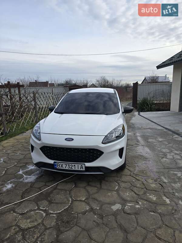 Позашляховик / Кросовер Ford Escape 2022 в Кам'янець-Подільському