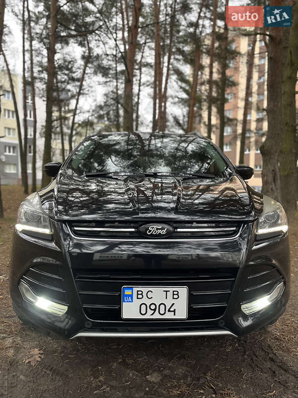 Внедорожник / Кроссовер Ford Escape 2014 в Новояворовске