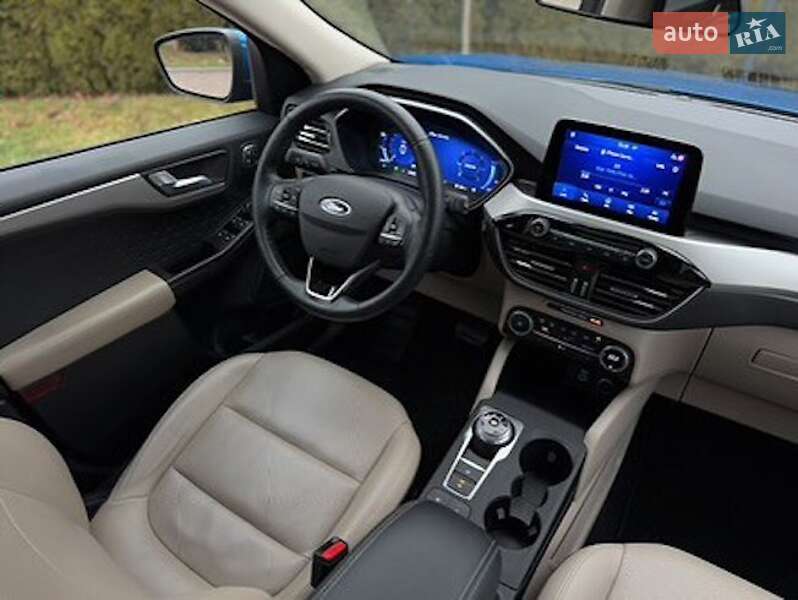 Внедорожник / Кроссовер Ford Escape 2020 в Ивано-Франковске