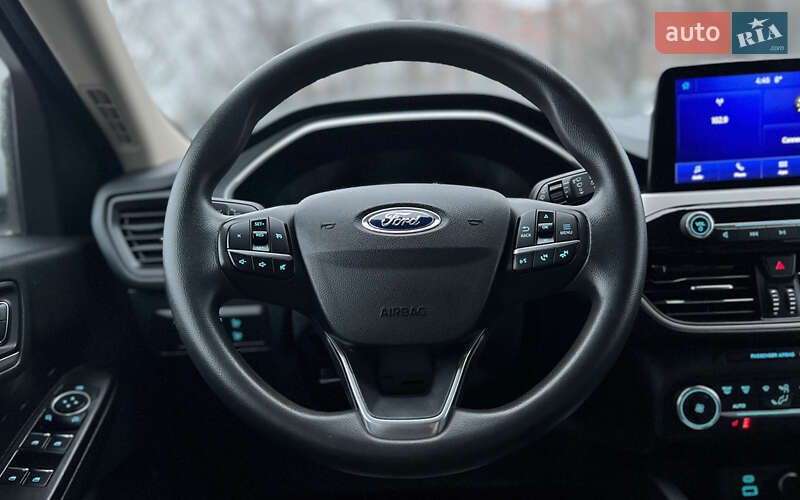 Внедорожник / Кроссовер Ford Escape 2020 в Львове