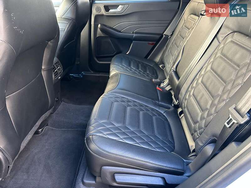 Внедорожник / Кроссовер Ford Escape 2023 в Одессе