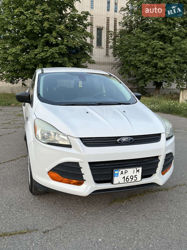 Внедорожник / Кроссовер Ford Escape 2015 в Новомосковске фото 3 Внедорожник / Кроссовер Ford Escape 2015 в Новомосковске