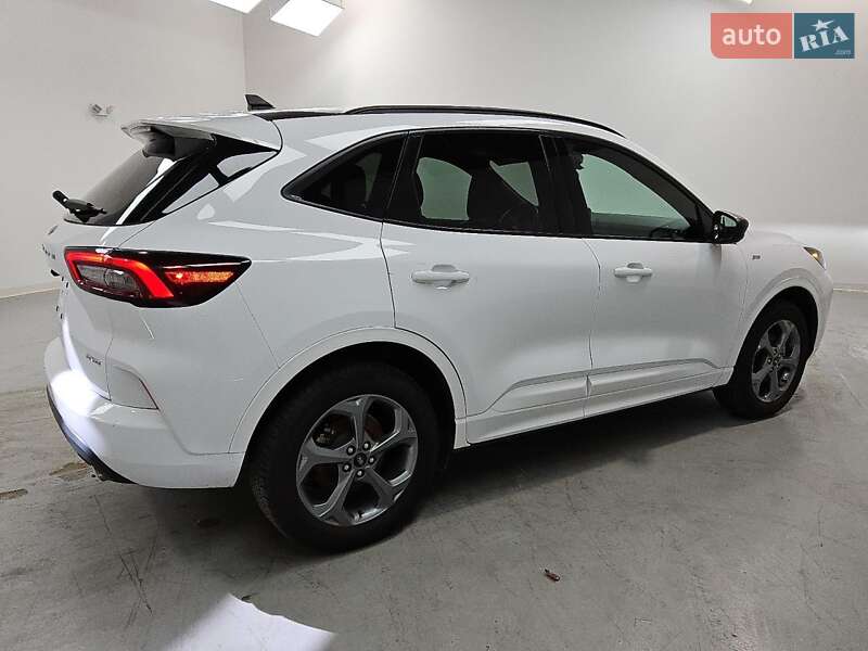 Внедорожник / Кроссовер Ford Escape 2023 в Киеве