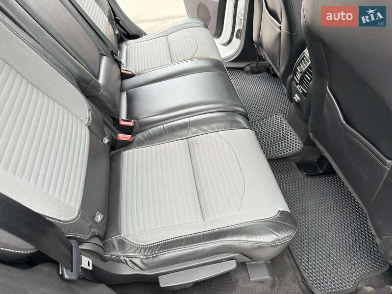 Позашляховик / Кросовер Ford Escape 2017 в Києві