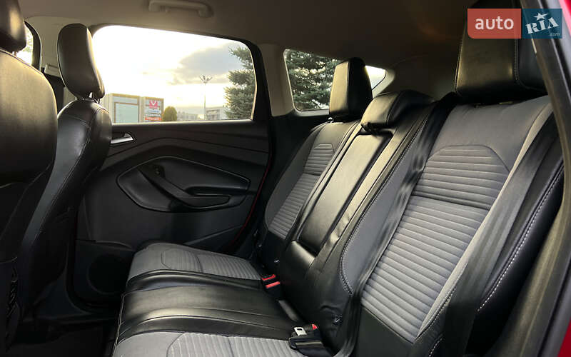 Позашляховик / Кросовер Ford Escape 2018 в Львові