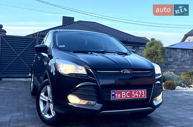 Внедорожник / Кроссовер Ford Escape 2015 в Ровно