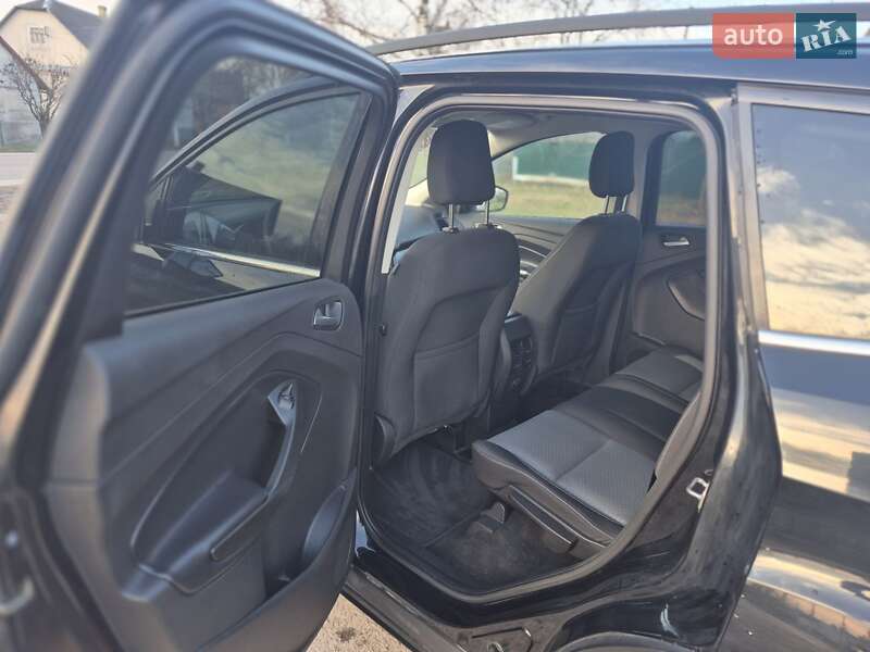 Внедорожник / Кроссовер Ford Escape 2018 в Дубно