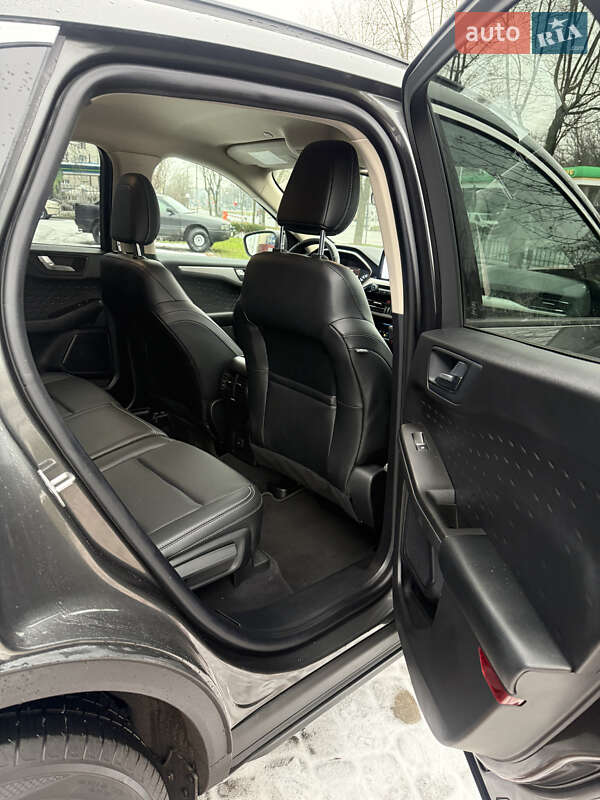 Позашляховик / Кросовер Ford Escape 2019 в Харкові