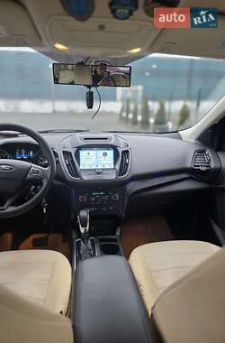 Позашляховик / Кросовер Ford Escape 2018 в Надвірній