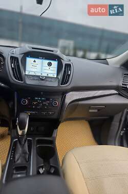 Позашляховик / Кросовер Ford Escape 2018 в Надвірній