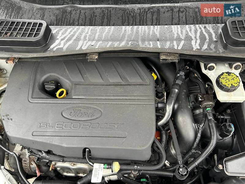 Позашляховик / Кросовер Ford Escape 2018 в Хмельницькому