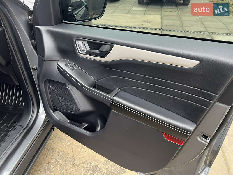 Позашляховик / Кросовер Ford Escape 2022 в Трускавці