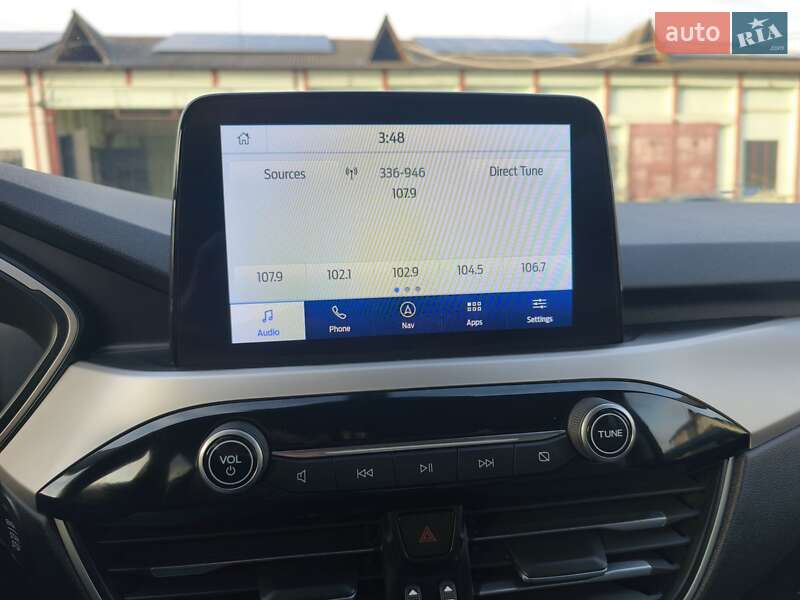 Внедорожник / Кроссовер Ford Escape 2020 в Стрые