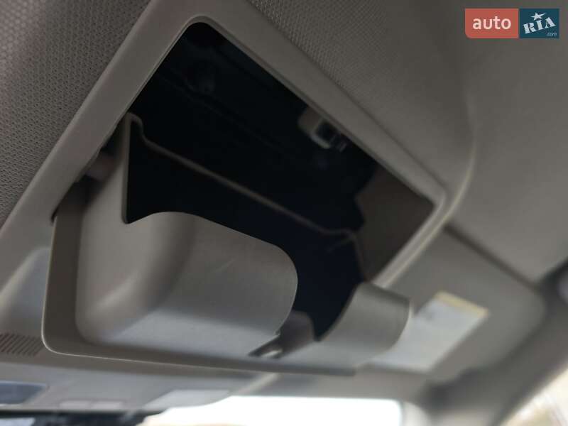 Внедорожник / Кроссовер Ford Escape 2020 в Стрые