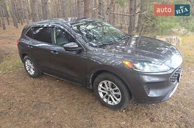 Внедорожник / Кроссовер Ford Escape 2020 в Днепре