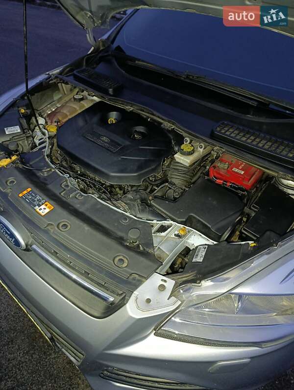 Внедорожник / Кроссовер Ford Escape 2012 в Новомосковске фото 19 Внедорожник / Кроссовер Ford Escape 2012 в Новомосковске