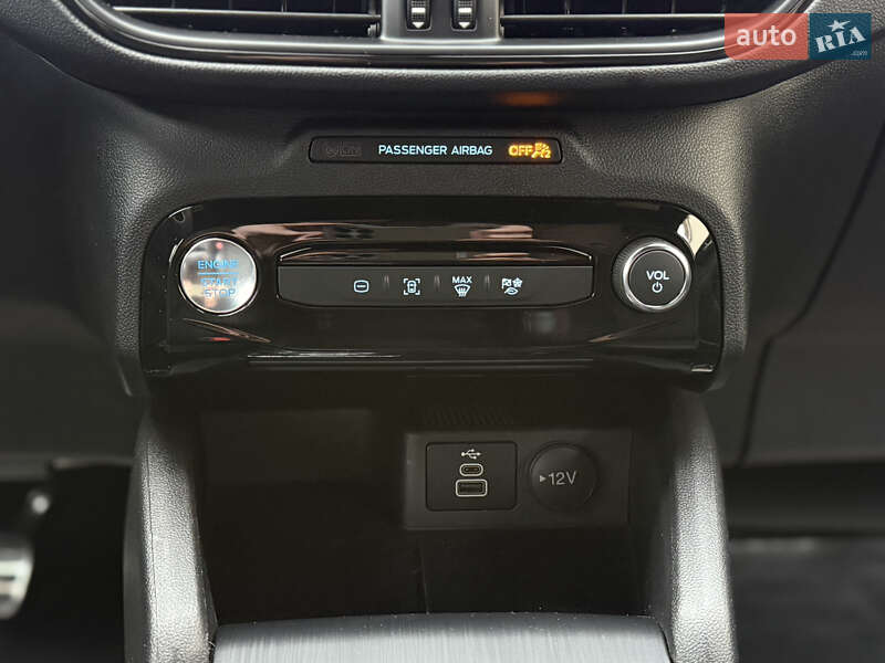 Внедорожник / Кроссовер Ford Escape 2024 в Одессе