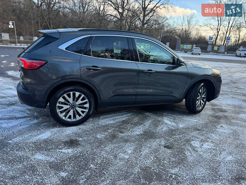 Позашляховик / Кросовер Ford Escape 2020 в Полтаві