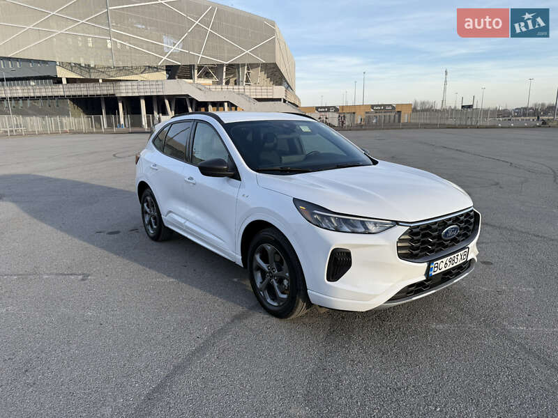 Внедорожник / Кроссовер Ford Escape 2023 в Львове