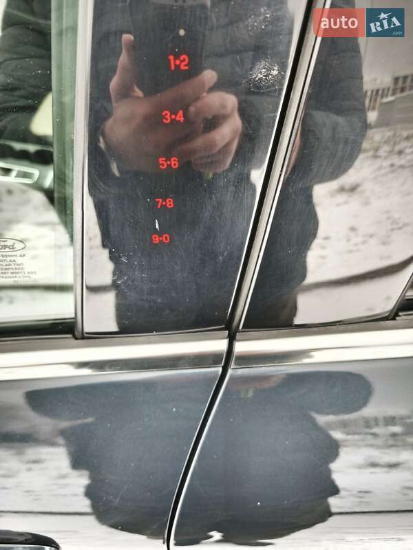 Внедорожник / Кроссовер Ford Escape 2022 в Киеве