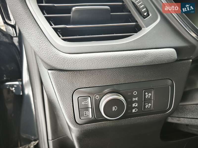 Внедорожник / Кроссовер Ford Escape 2022 в Киеве