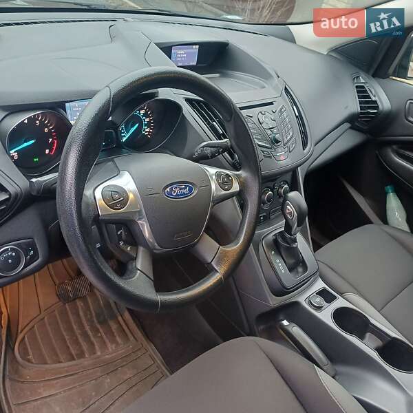 Внедорожник / Кроссовер Ford Escape 2015 в Киеве фото 8 Внедорожник / Кроссовер Ford Escape 2015 в Киеве
