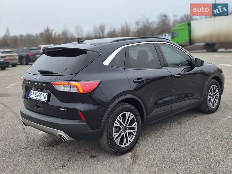 Позашляховик / Кросовер Ford Escape 2021 в Дніпрі