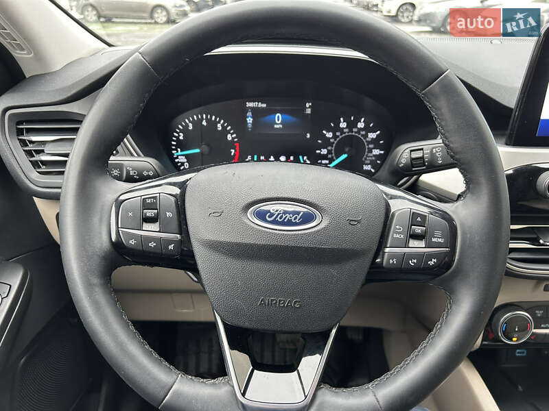 Позашляховик / Кросовер Ford Escape 2022 в Києві