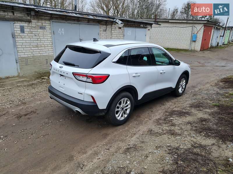 Ford Escape 2021
